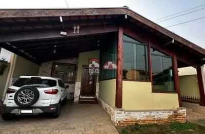 Casa com 3 quartos à venda na Rua Félix Samaha, 85, Santana, Pindamonhangaba