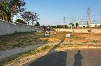 Oportunidade! o maior terreno do condomínio bosque do imperador está a venda!!