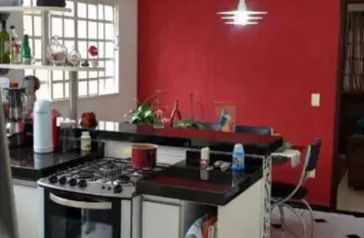 Casa/sobrado espaçoso na vila industrial: conforto e conveniência na zona leste!