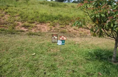 Terreno em condomínio fechado à venda no Recanto Santa Barbara, Jambeiro 