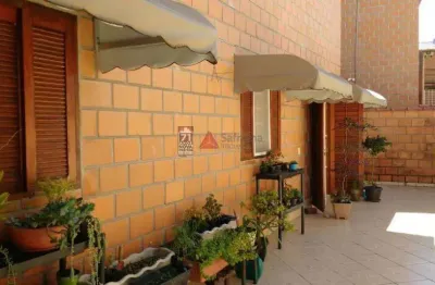 Casa com 2 quartos à venda na Rua Adaly Coelho Passos, Sobrado D, 677, Loteamento Balneário Camburi, Caraguatatuba