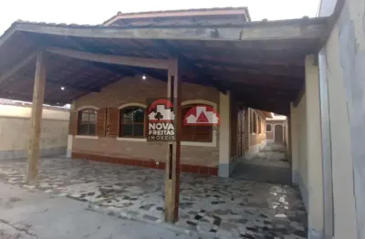 Casa térrea, com edícula no bairro jd primavera, região central de caraguatatuba