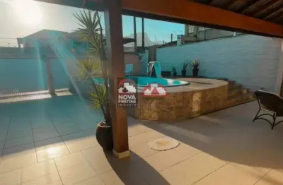 Sobrado à venda no indaiá!  caraguatatuba-sp, com 3 quartos, piscina e área gourmet