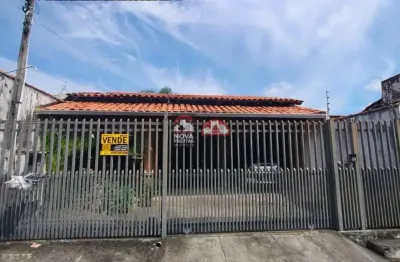 Casa com 3 quartos à venda na Rua Coronel Moreira César, 22, Centro, Pindamonhangaba