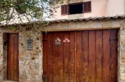 Casa com 3 quartos à venda na Rua Conselheiro Rodrigues Alves, 120, Jardim Boa Vista, Pindamonhangaba