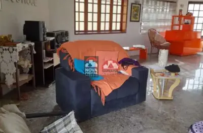 Casa com 5 quartos à venda na Avenida Antônio Cozzi, 812, Jardim Residencial Doutor Lessa, Pindamonhangaba