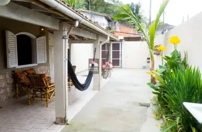 Casa com 4 quartos à venda na Rua Benedito Alves, 51, Sumaré, Caraguatatuba