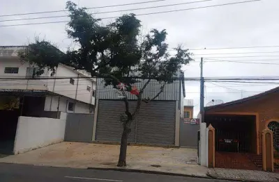 Prédio comercial com edícula residencial em avenida principal!