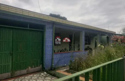 Casa com 3 quartos à venda na Avenida Lucas Nogueira Garcez, 678, Jardim Esperança, Jacareí