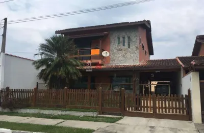 Casa com 3 quartos à venda na Rua Professor João Batista Gardelin, 129, Pontal de Santa Marina, Caraguatatuba