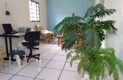 Casa com 3 quartos à venda na Rua Francisco José da Silva, 115, Jardim Jaqueira, Caraguatatuba