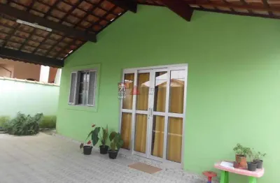 Casa com 3 quartos à venda na Rua Padre José Orlando Siqueira do Amaral, 517, Vila São Benedito, Pindamonhangaba