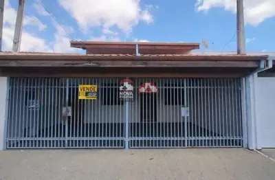 Casa com 2 quartos à venda na Rua Alcides Ferreira, 750, Parque São Domingos, Pindamonhangaba