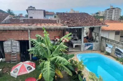 Casa com 7 quartos à venda na Rua Pitangueiras, 133, Martim de Sá, Caraguatatuba