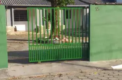 Casa com 2 quartos à venda na Travessa Rio do Ouro, 78, Jardim Horto, Caraguatatuba