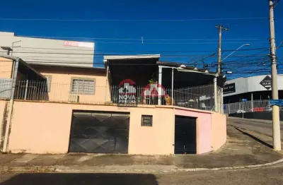 Casa sobrado com ponto comercial em são josé dos campos
