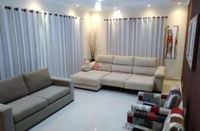 Casa com 2 quartos à venda na Rua Antonio Rodrigues Simões, 222, Residencial Mombaça, Pindamonhangaba