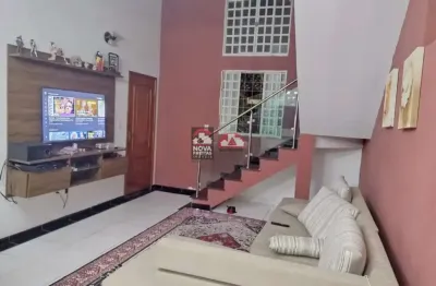 Casa com 3 quartos à venda na Rua Oristano, 169, Residencial Santa Paula, Jacareí