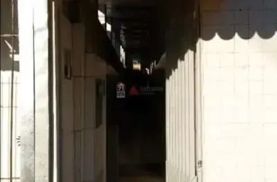 Imóvel misto com restaurante em funcionamento e casa ampla no andar superior