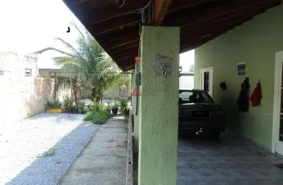 Casa com 3 quartos à venda na Rua Cunha, 181, Conjunto Habitacional Terra dos Ipês II (Fase II), Pindamonhangaba