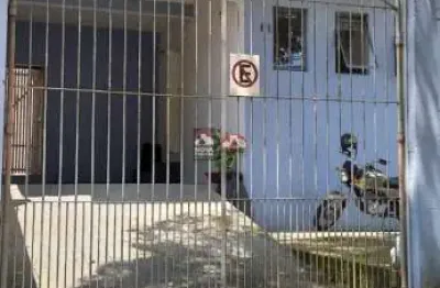 Casa com 8 quartos à venda na Rua Cesarina Della Dea Betti, 61, Jardim Satélite, São José dos Campos