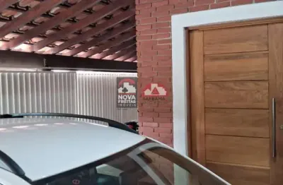 Casa com 3 quartos à venda na Rua Doutor Moacyr da Rocha Leão, 25, Loteamento Residencial Carangola, Pindamonhangaba