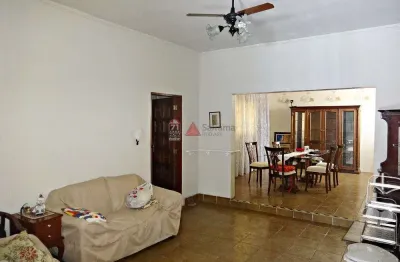 Casa com 4 quartos à venda na Rua Prudente de Moraes, 176, Centro, Pindamonhangaba