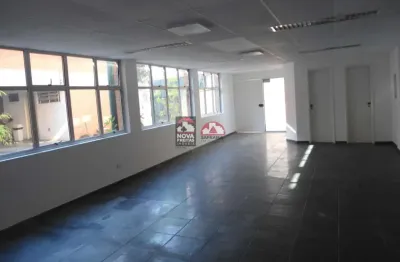 Ponto comercial para alugar na Ladeira Benedito do Prado, 38, Centro, Jacareí