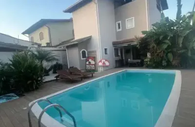 Casa com 4 quartos para alugar na Rua Itapoan, Sobrado De Alto Padrão, 157, Martim de Sá, Caraguatatuba