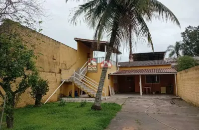 Casa com 2 quartos à venda na Avenida Thereza Albino Chacon, 240, Balneário dos Golfinhos, Caraguatatuba