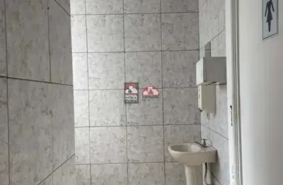 Ampla sala comercial com 4 ambientes no centro ? ideal para seu negócio!