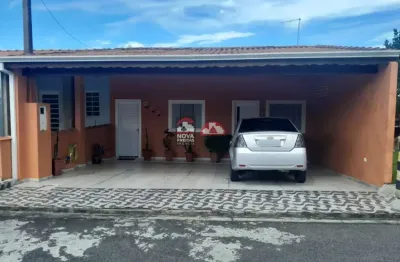 Casa à venda no condomínio bosque das aroeiras em jacareí