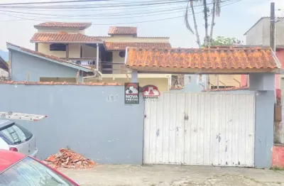 Excelente sobrado à venda no bairro poiares proximo do centro ? caraguatatuba/sp**