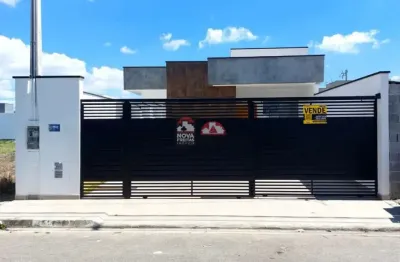 Casa à venda no bairro santa clara em pindamonhangaba!