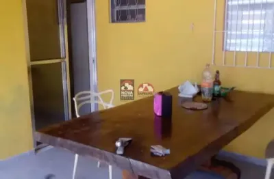 Casa com 3 quartos à venda na Rua José Alves dos Santos, 107, Morro do Algodão, Caraguatatuba