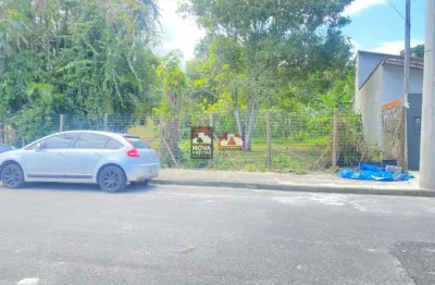 Excelente lote no rio do ouro 321m² localização privilegiada em rua calçada com esgoto , água  e luz, com matricula e aceita financiamento.