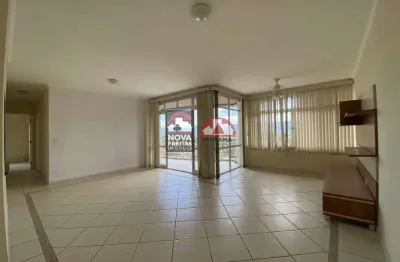 Apartamento com 3 dorms com ampla varanda de frente para as montanhas