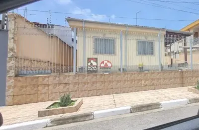 Casa para locação e venda no bairro bosque da princesa em pindamonhangaba/sp.