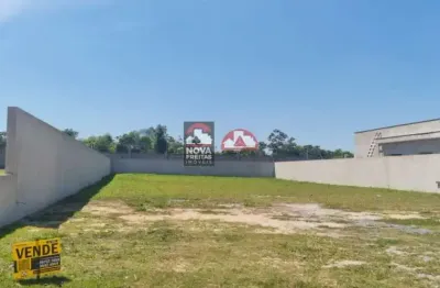 Terreno à venda na Avenida Paraty, s/n, Condominio Residencial Colonial Village II, Pindamonhangaba