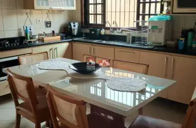 Casa com 2 quartos para alugar na Avenida dos Eder Silva Rodrigues Alves, 673, Pontal de Santa Marina, Caraguatatuba