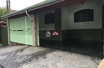 Casa com 3 quartos à venda na Rua Treze de Maio, 70, Santana, Pindamonhangaba