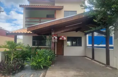 Vende-se Sobrado no Condomínio Laguna - Pindamonhangaba/SP