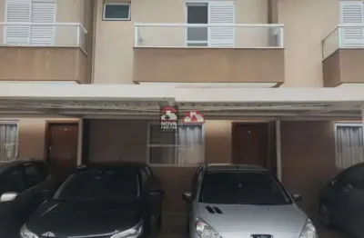 Sobrado à Venda em Condomínio fechado no Jardim América em São José dos Campos