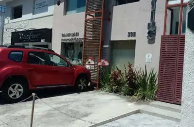 Ponto comercial para alugar na Avenida Nove de Julho, 395, Vila Adyana, São José dos Campos