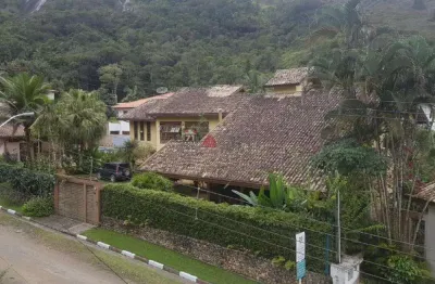 Casa com 5 quartos para alugar na Rua Hiram Mendes, 36, Loteamento Recanto Sandra, Caraguatatuba