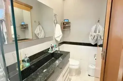 Casa em condomínio no parque amazônia, 4 quartos, 195m² à venda