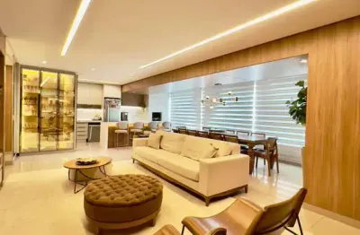 Maravilhoso apartamento no setor bueno!  - 137 metros privativos - andar alto (linda vista da cidade) -elevador privativo - 3 suítes plenas  (possibilidade de um 4º quarto) - totalmente mobiliado e d