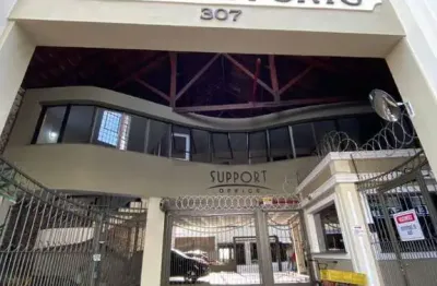 Apartamento 2 dormitórios com vaga de garagem coberta! cód.390235