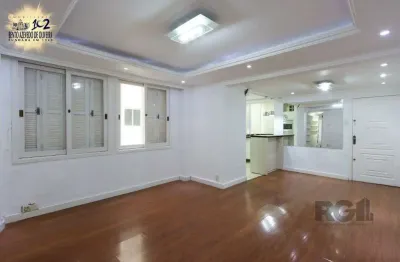 Apartamento semi-mobiliado, possui 3 dormitórios, sendo 1 suíte