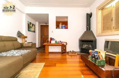 Apartamento na cidade baixa de 3 dormitórios desocupado e 2 vagas